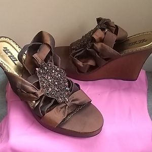 Size 10  Wedge Sandles